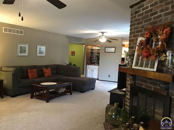 3rd image of 2904 SW Foxcroft 1 Ct