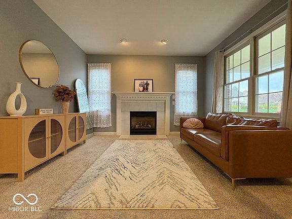 3rd image of 1647 Danaher St