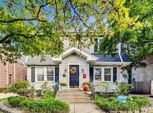 1305 Linden Ave, Park Ridge, IL 60068