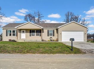 12585 E Hirth Ln, Springville, IN 47462