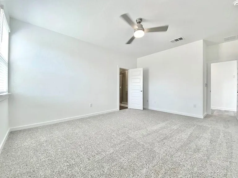 7925 Linnie Ln — Photo 12