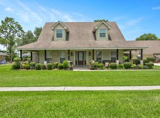 2210 Oak N, Nederland, TX 77627