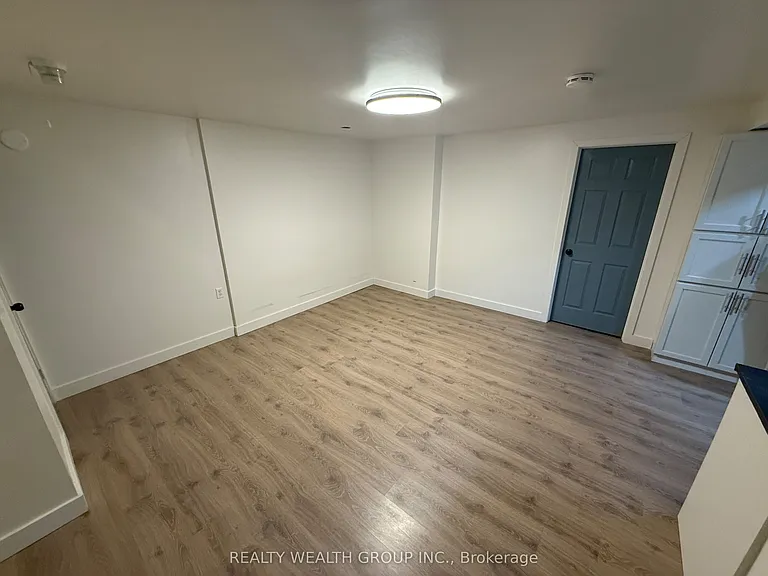 82 Elvaston Dr #BASEMENT — Photo 11