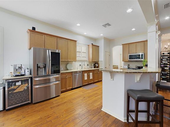 5th image of 107 ASTERBROOKE DRIVE