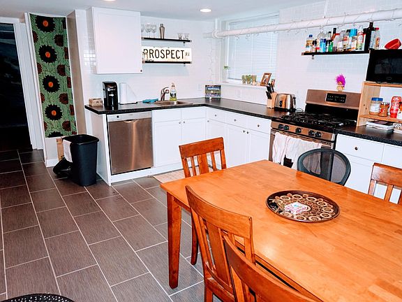 4th image of 1703 Ashland Ave APT 14