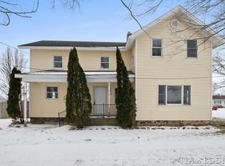 9604 E Brown Rd, Lake Odessa, MI 48849