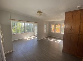 371 Conmee St #B, Thunder Bay, ON P7A2P7