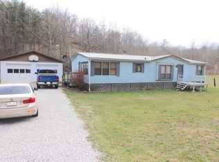 2624 Shopes Creek Rd, Ashland, KY 41102