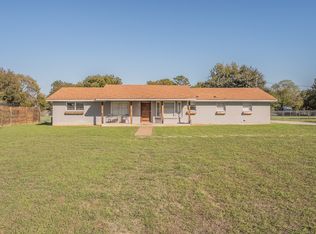 729 Silver Creek Azle Rd, Azle, TX 76020