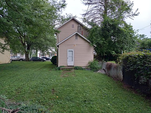3rd image of 370 N 10th St