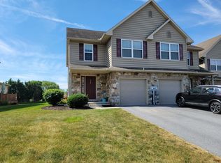 338 Mount Olive Ln, Ephrata, PA 17522
