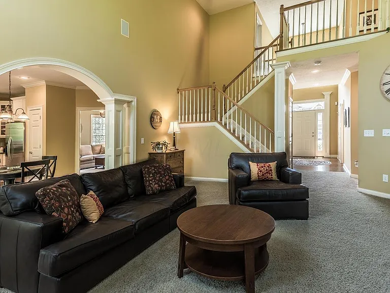 2497 Coltsbridge Dr — Photo 7