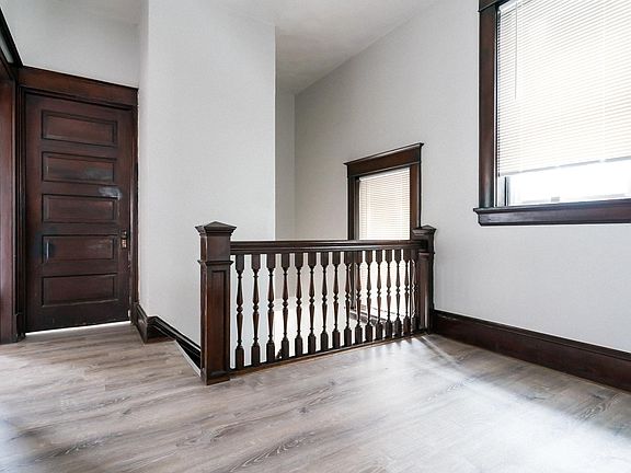 4th image of 3527 Connecticut St