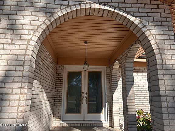 4th image of 101 Harell Street