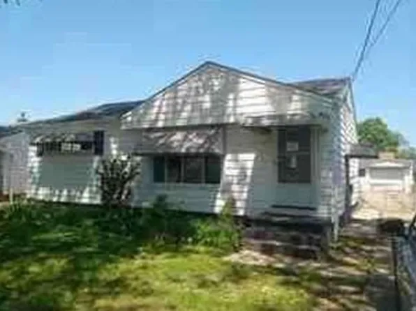 5900 Biddulph Ave, Cleveland, OH 44144
