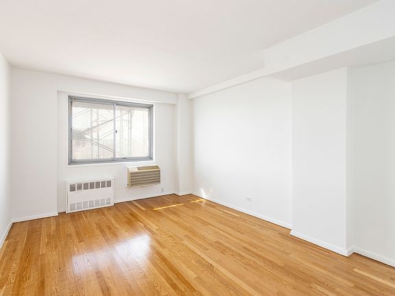 3rd image of 175 W 12th St APT 17F