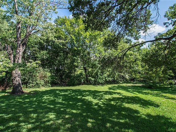 2nd image of 6532 Copper Creek Dr