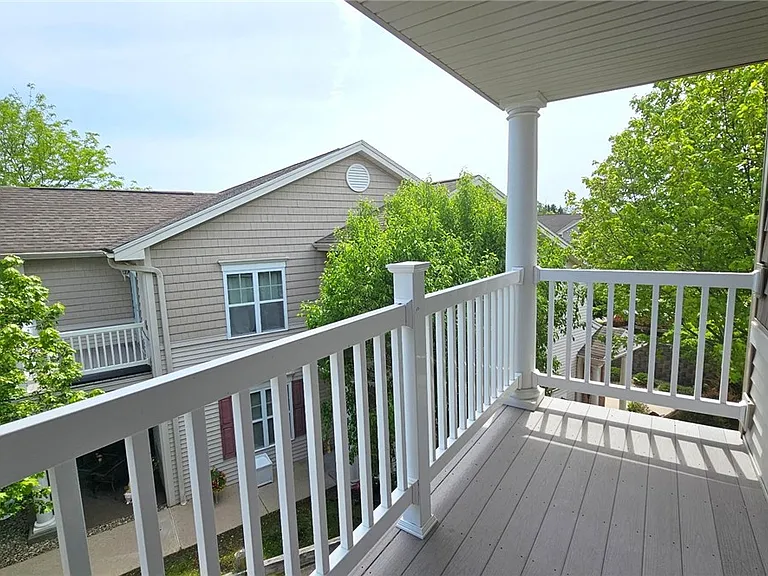 1609 Hill Park Ct — Photo 18
