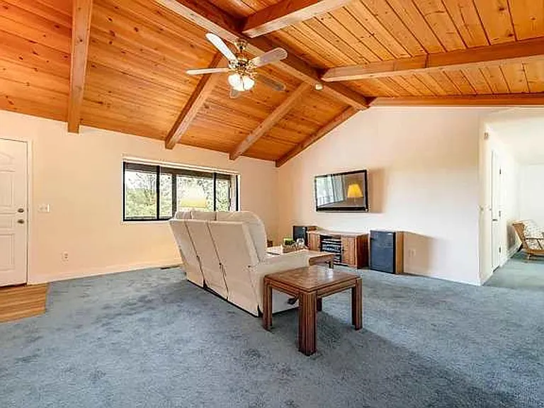 20798 Chaparral Cir — Photo 4