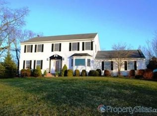 119 Carriage Hill Way, Neshanic Station, NJ