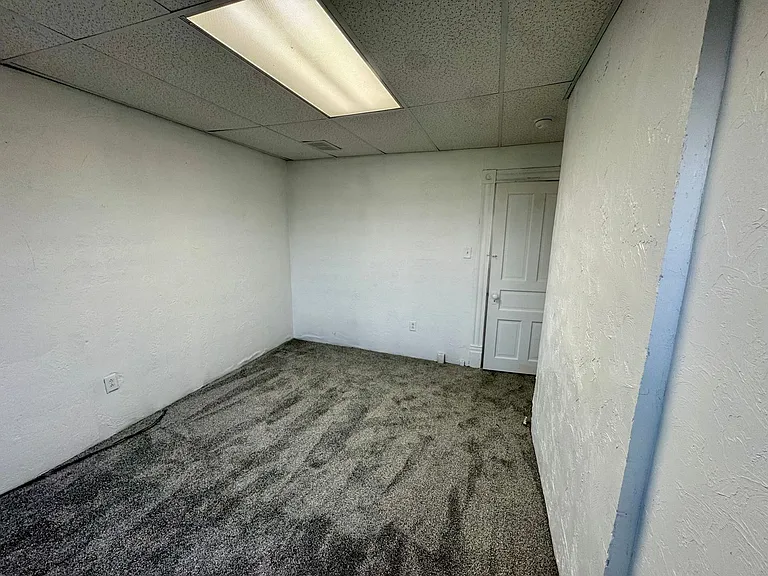42 Climax St — Photo 23