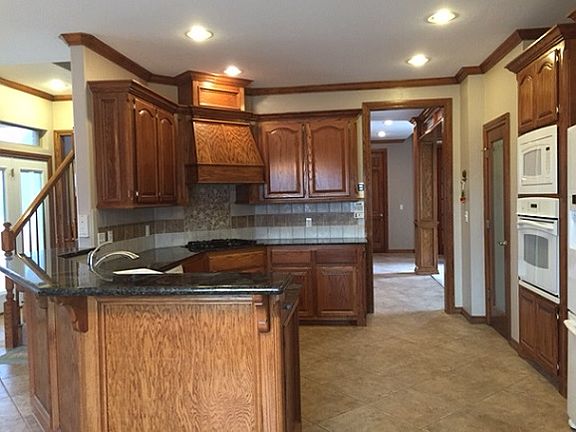 4th image of 1305 N Savannah Terrace