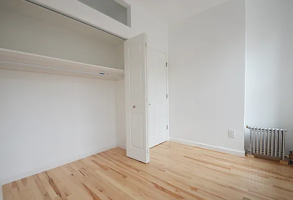 Rented by CITY SKYLINE REALTY INC | media 17