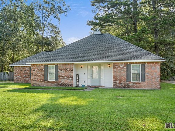 3rd image of 32596 Madeline Dr