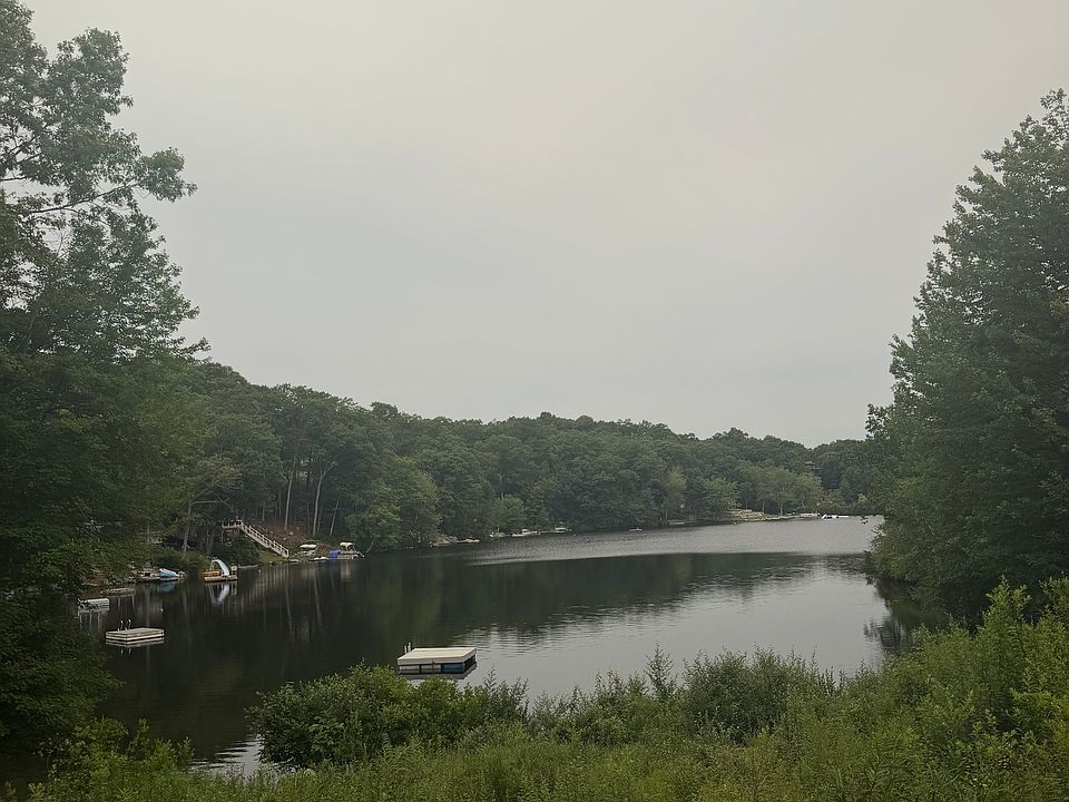 2nd image of 93 Island Road