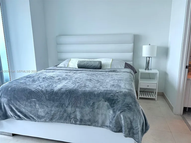888 Biscayne Blvd #2911 — Photo 8
