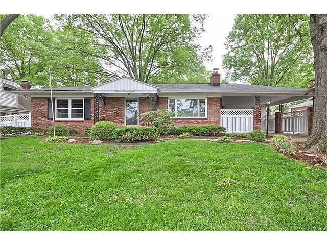 528 Kirkshire Dr photo 1