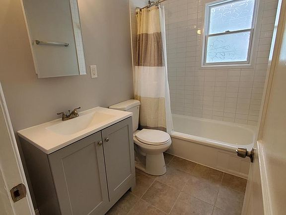 2nd image of 4306 Knowles Ave