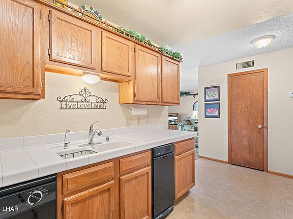 5th image of 500 Lake Havasu Ave N #B-4