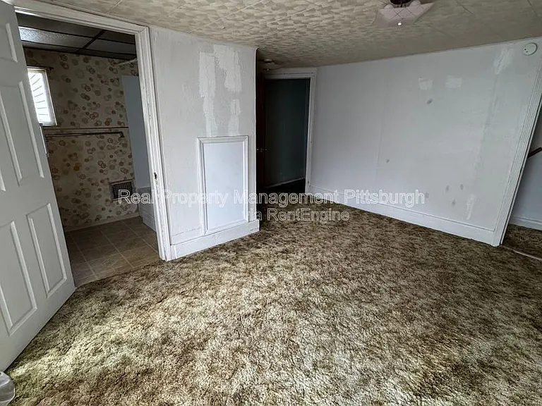 2812 Edwards Way — Photo 11