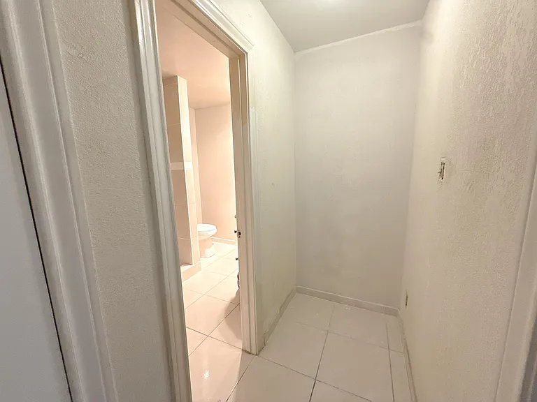 106 Florida St — Photo 11