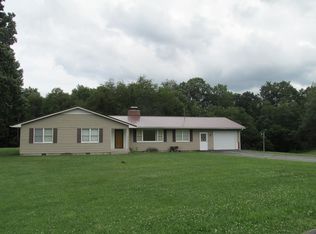 12400 Backus Mtn, Meadow Bridge, WV 25976