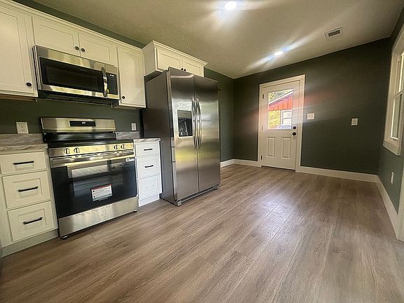 3rd image of 1316 Kentucky Dr