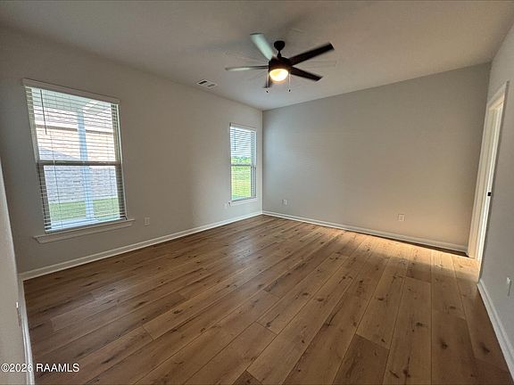 5th image of 114 Betrillo Ct