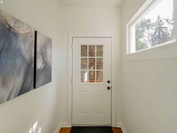 5th image of 5026 NE 57th Ave