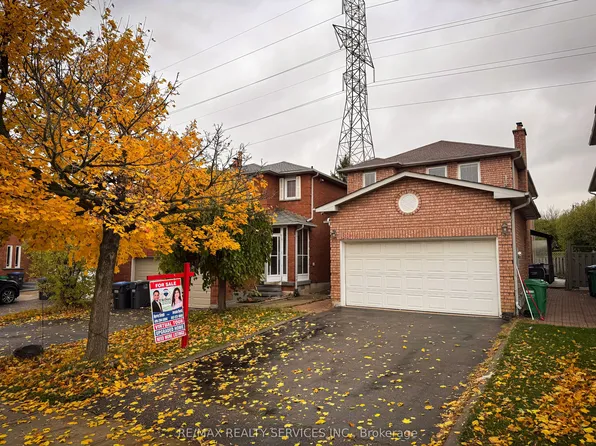 69 Pennsylvania Ave, Brampton, ON L6Y 4P3