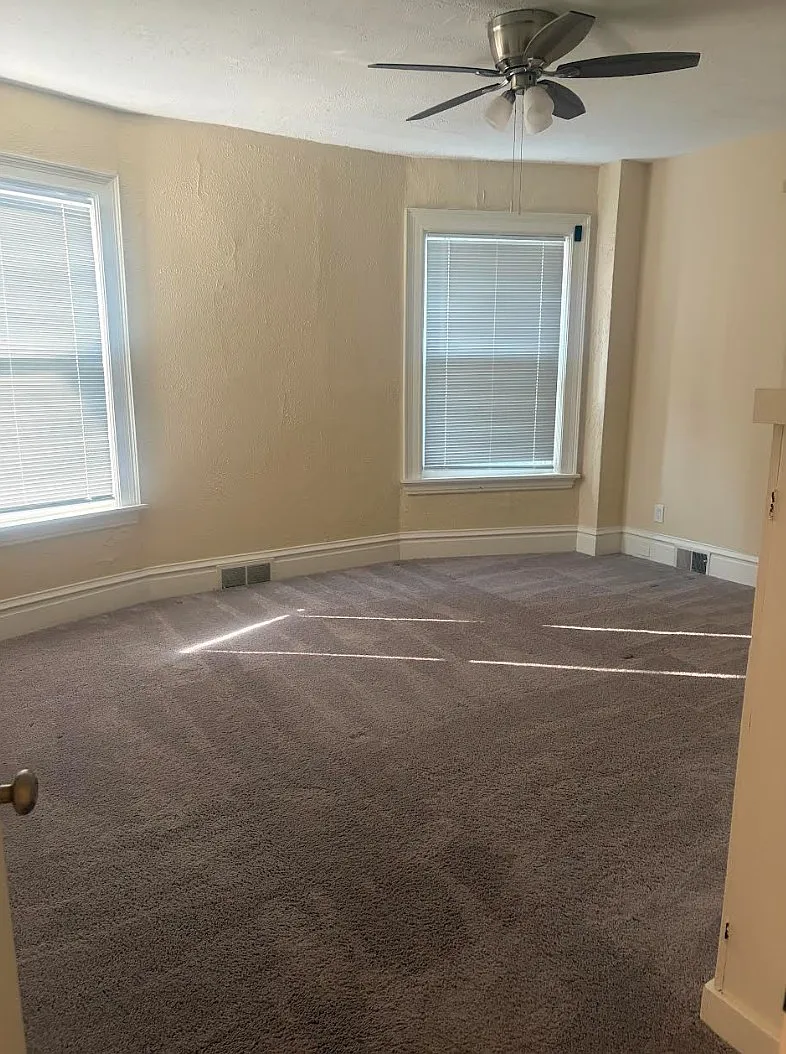 1 bed, 1100 sqft, $1,250 — Photo 1