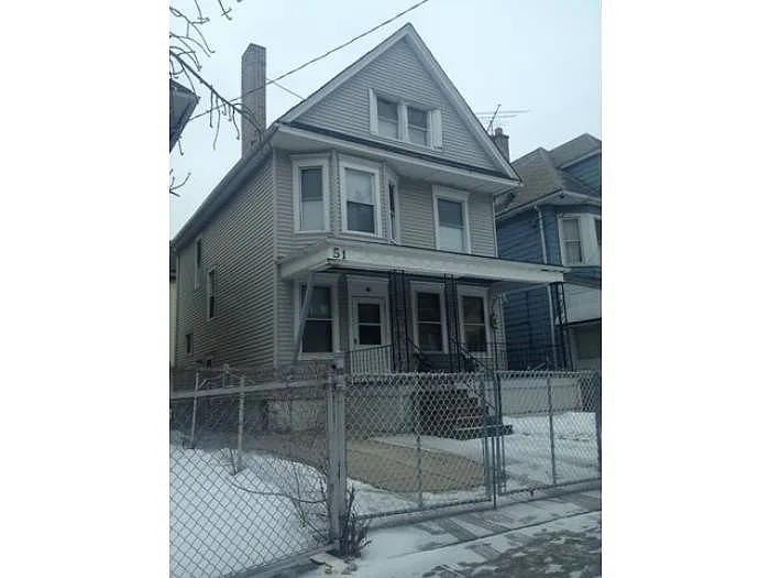 51 Garner Ave photo 1