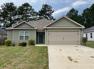 303 Laurel Woods Dr, Warner Robins, GA 31088