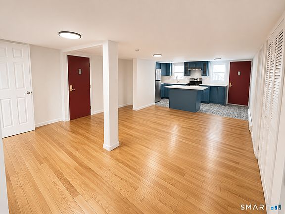 3rd image of 582 Main St