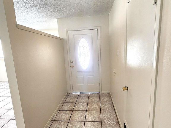 4th image of 11701 John Polley Cir