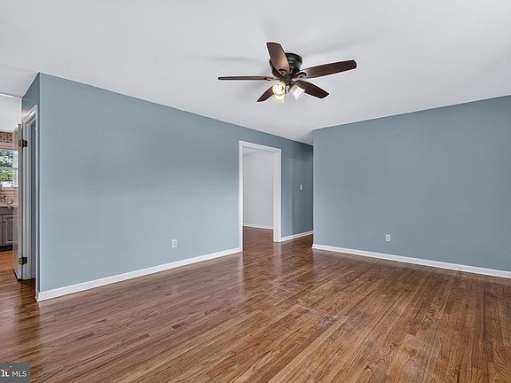 5th image of 8810 Bluffwood Ln