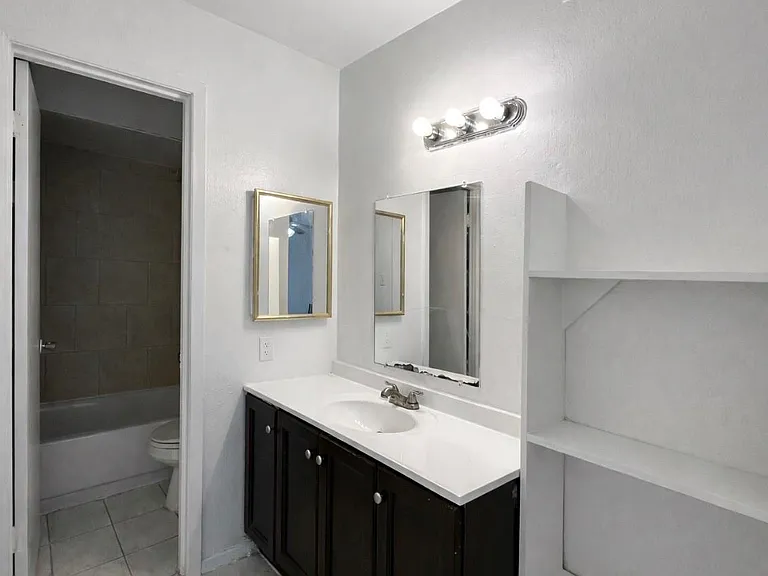 8200 Broadway St #309N — Photo 14
