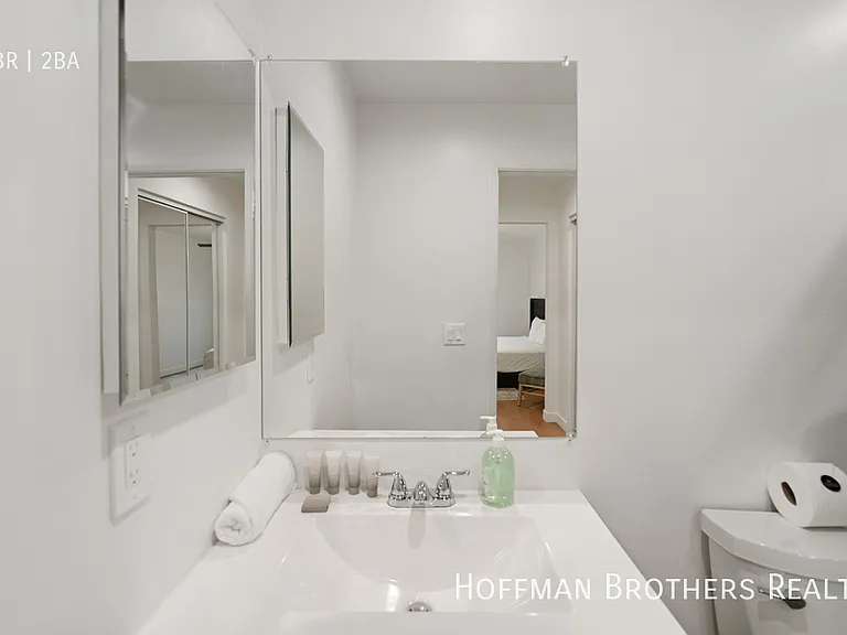 7441 Hazeltine Ave #104 — Photo 18
