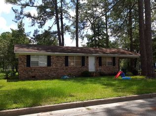 605 Sirmans Ave, Nashville, GA 31639