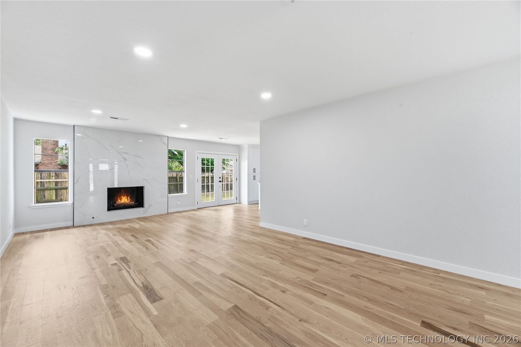 1929 W Urbana St, Broken Arrow, OK - View 5